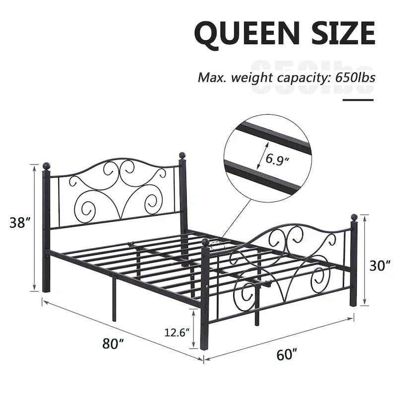 Classico telaio letto in metallo nero a volute con piattaforma