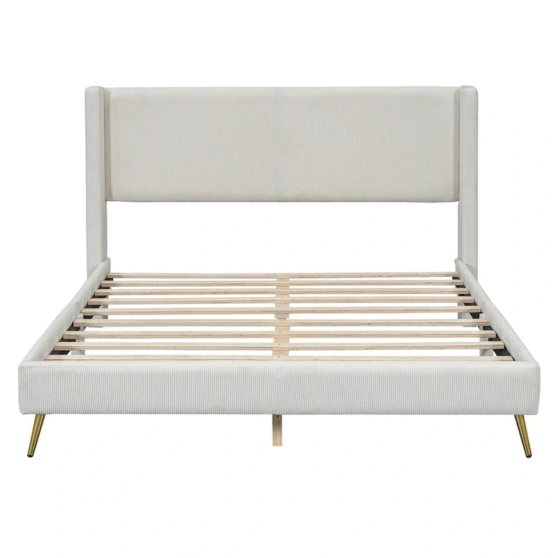 Letto queen-size con piattaforma in velluto a coste e testiera trapuntata