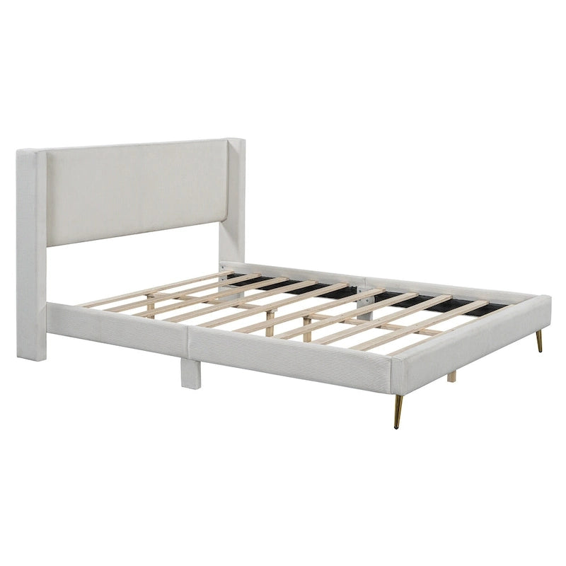 Letto queen-size con piattaforma in velluto a coste e testiera trapuntata