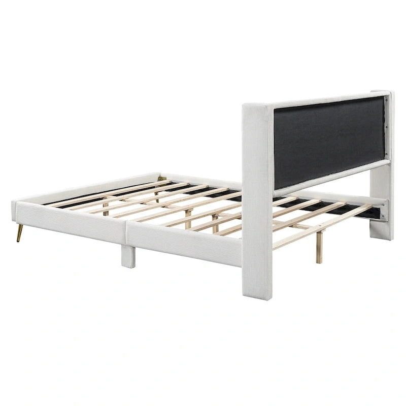 Letto queen-size con piattaforma in velluto a coste e testiera trapuntata