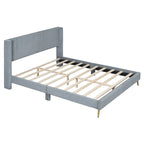Letto queen-size con piattaforma in velluto a coste e testiera trapuntata