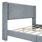 Letto queen-size con piattaforma in velluto a coste e testiera trapuntata