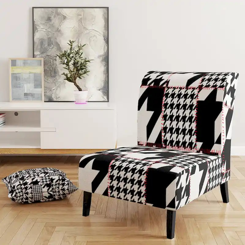 Poltrona di design Mid-Century con fantasia pied de poule per salotto
