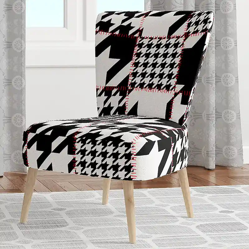 Poltrona di design Mid-Century con fantasia pied de poule per salotto