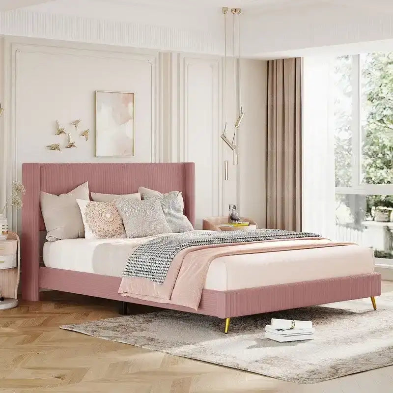 Elegante letto a piattaforma in legno imbottito con testiera imbottita