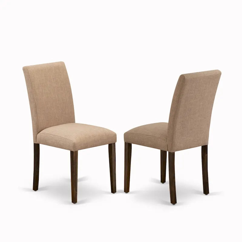 Set tavolo da pranzo rotondo con sedie Parsons color Jacobean invecchiato, pezzi multipli