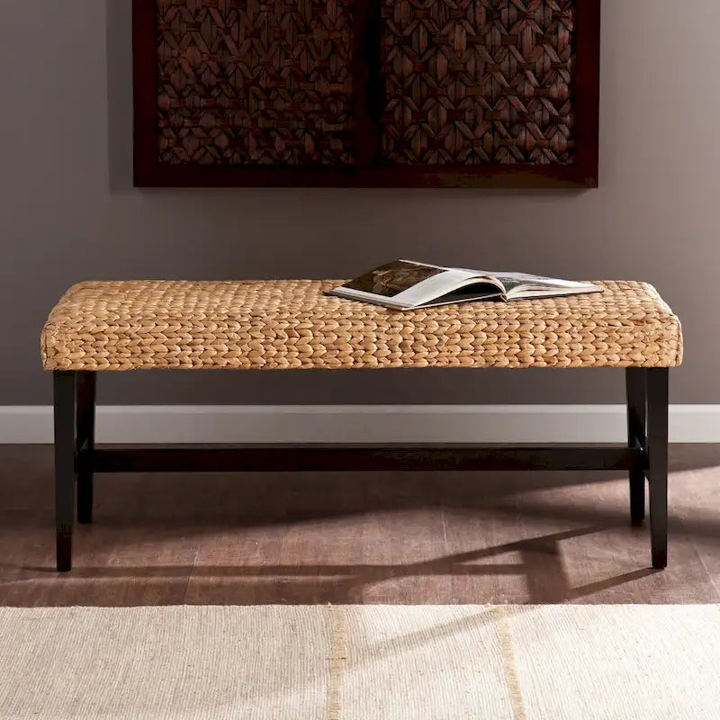 Panca Contenitore Intrecciata Naturale con Struttura Nera Stile Boho per Soggiorno