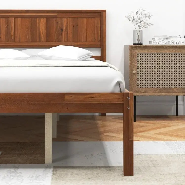 Struttura letto con testiera in legno e supporto a doghe