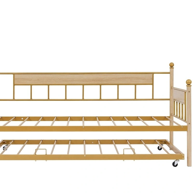 Divano Letto con Struttura in Metallo e Letto Estraibile