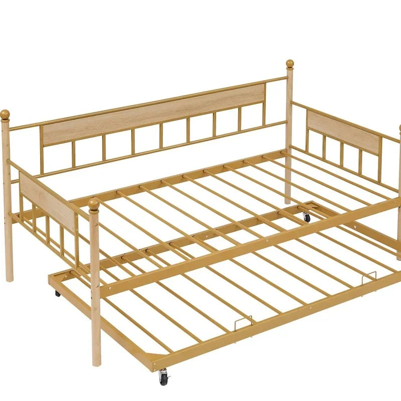 Divano Letto con Struttura in Metallo e Letto Estraibile