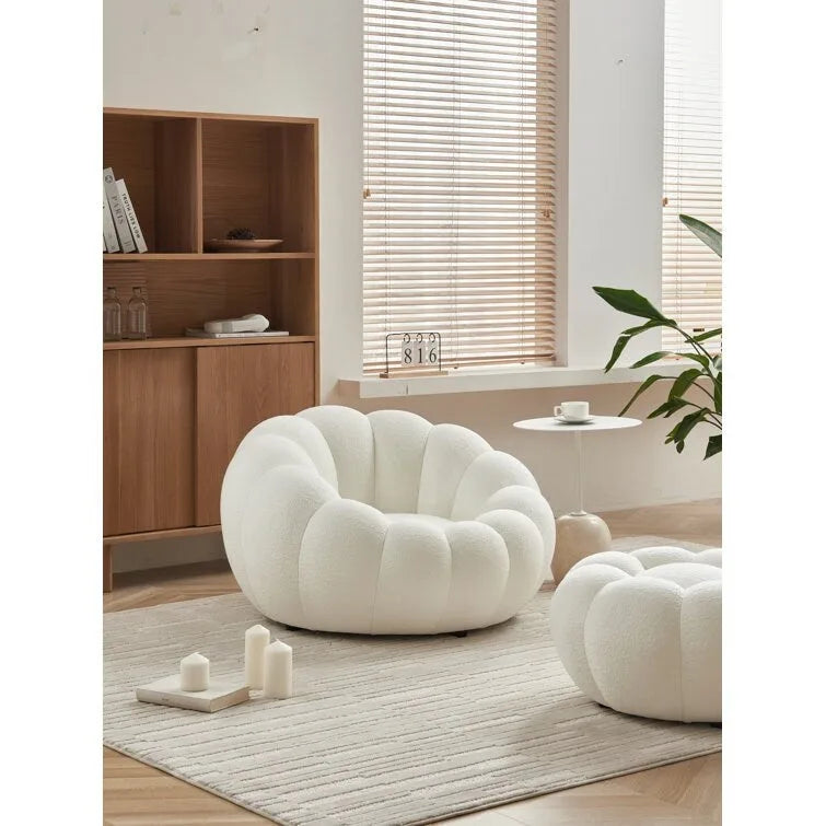 Set poltrona e pouf imbottiti in tessuto 3D per soggiorno