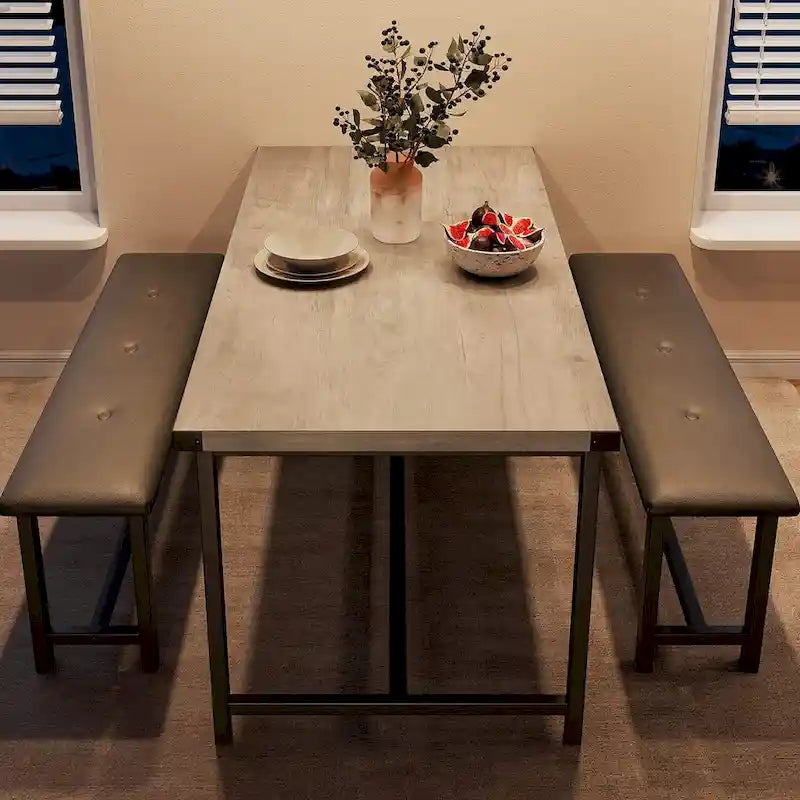 Set tavolo da pranzo per 4 persone